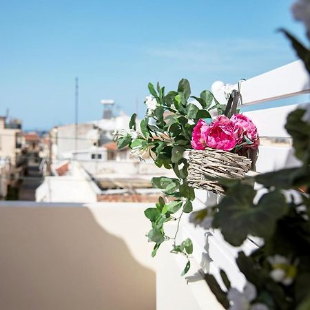 Nikis Apartment 2 Chrissi Akti Chania Exterior foto