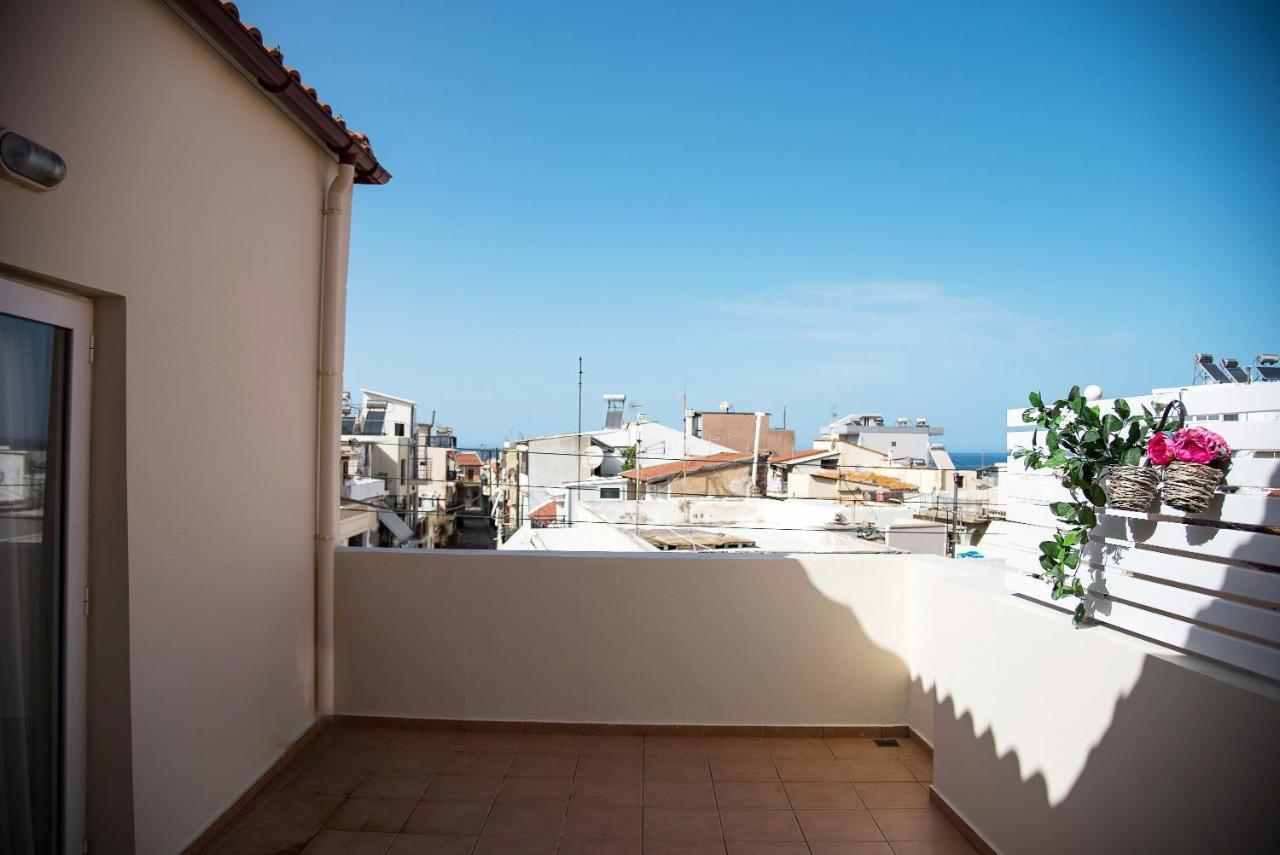 Nikis Apartment 2 Chrissi Akti Chania Exterior foto