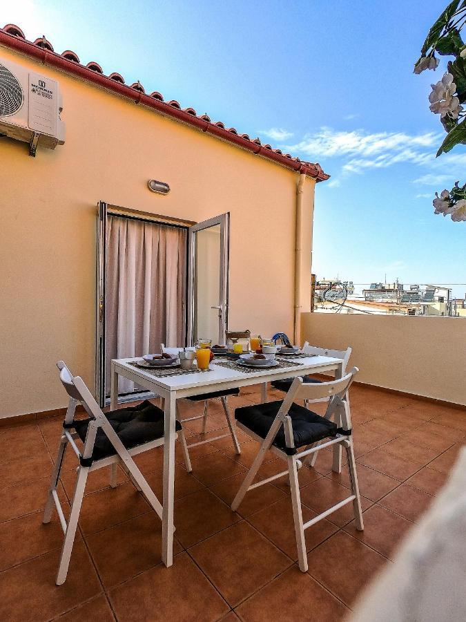 Nikis Apartment 2 Chrissi Akti Chania Exterior foto